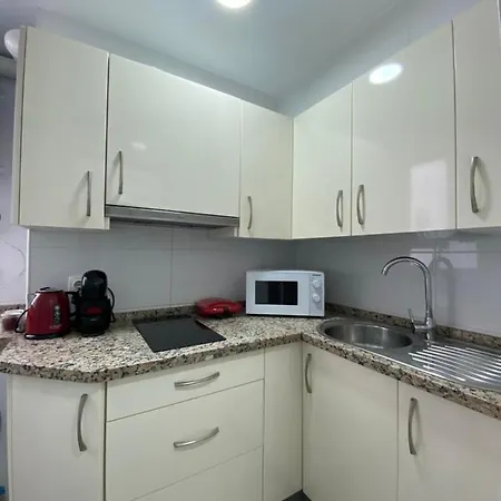 Lägenhet Piso Junto Al Hospital Macarena