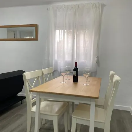 Lägenhet Piso Junto Al Hospital Macarena Sevilla