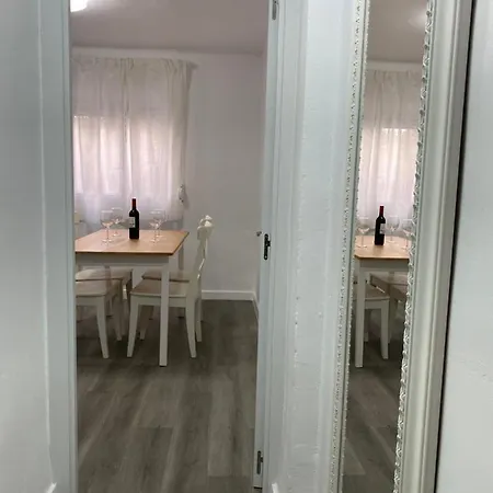 Piso Junto Al Hospital Macarena Lägenhet *